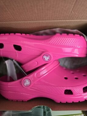 Womans Bright Pink Clog Shoes